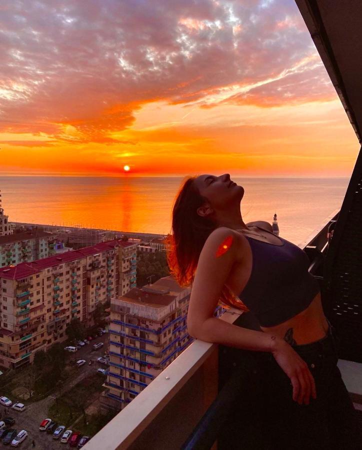 Deluxe Aparthotel In Orbi City باتومي المظهر الخارجي الصورة